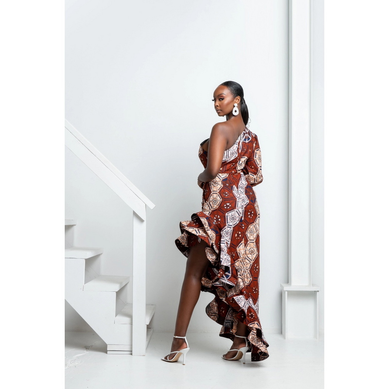 TENI One-sleeve Ruffle African Print Hi-low Dress